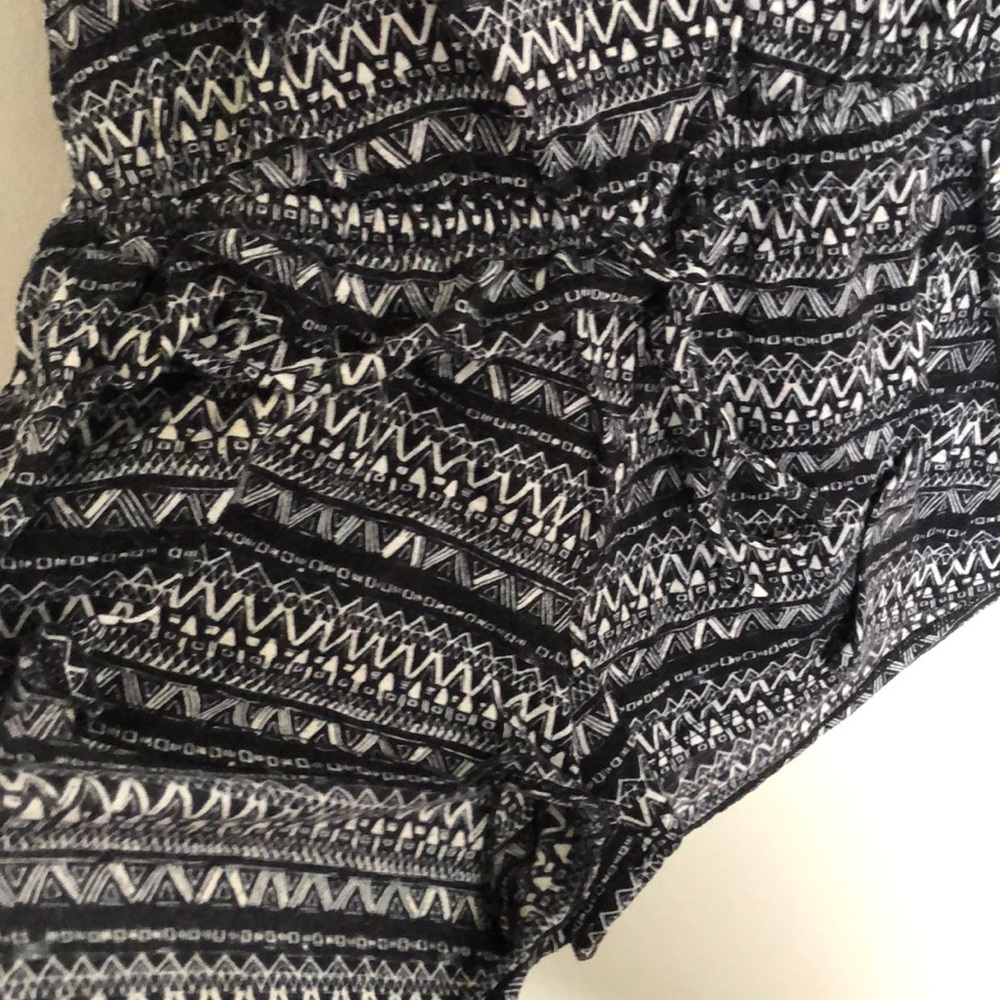 Romper - Picture 4 of 4